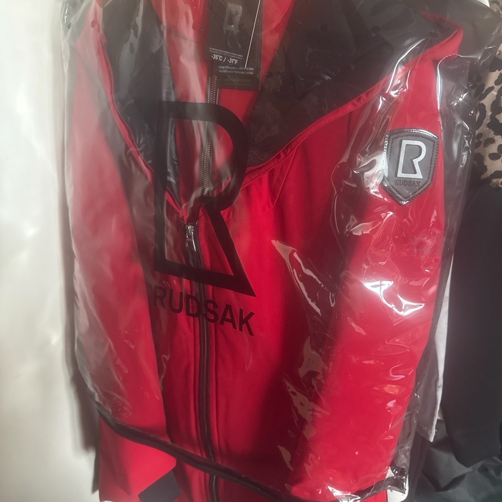 RUDSAK Vibrant Red Puffer Vest